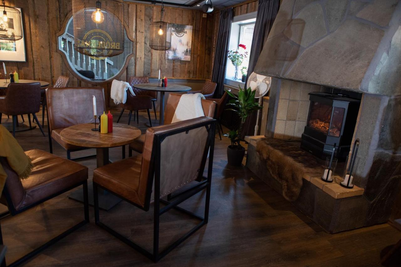 Gylle Hotell & Restaurang Broedernas Бурленге Экстерьер фото